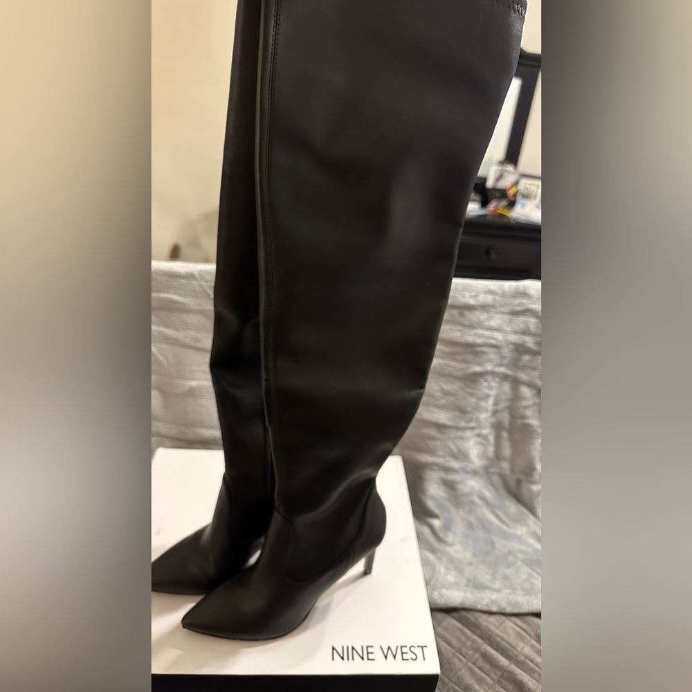 Nine West knee high boots 7.5